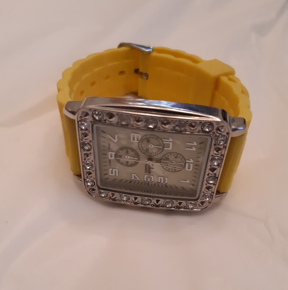 Collezio Watch - Picture 3 of 3